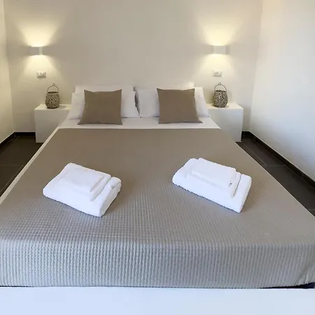 Li Canali Reali Bed & Breakfast 4*