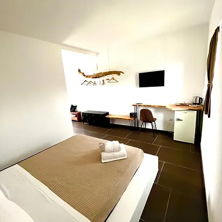 B&B Li Canali Reali 미사니아