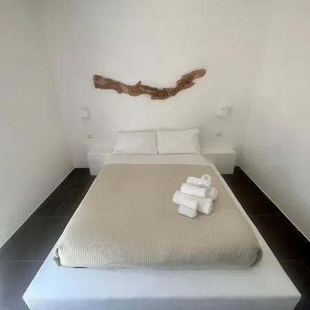 Li Canali Reali Bed & Breakfast Mesagne