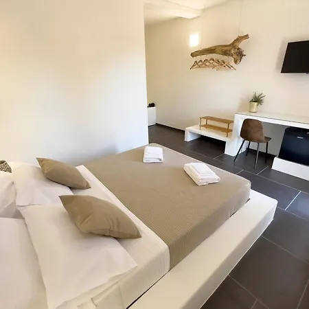 Bed & Breakfast Li Canali Reali