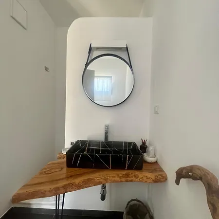 Li Canali Reali B&B 미사니아