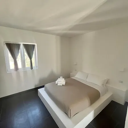 Bed & Breakfast Li Canali Reali
