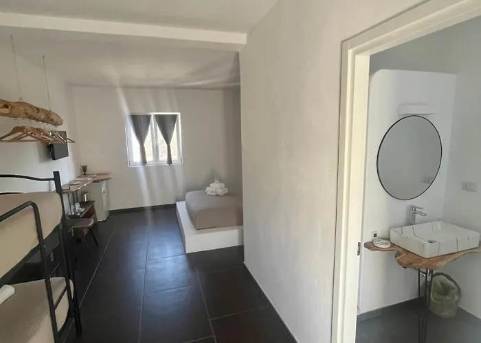 Li Canali Reali Bed & Breakfast Mesagne