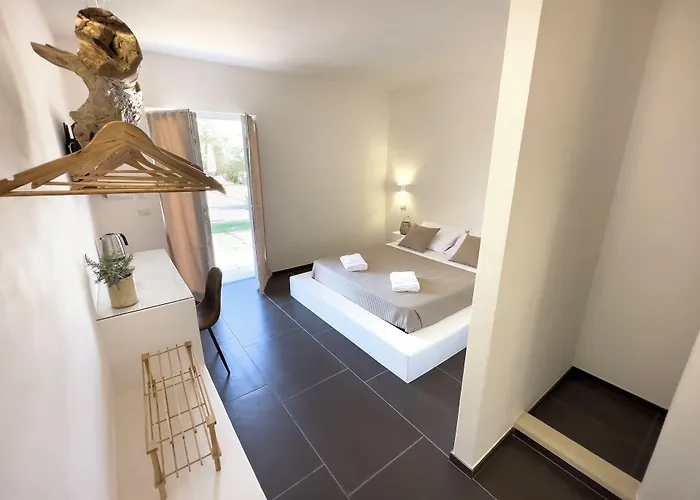 Li Canali Reali Bed & Breakfast